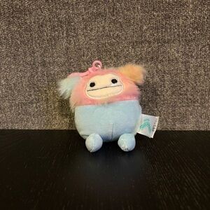 Zozo Bigfoot Squishmallow Clip